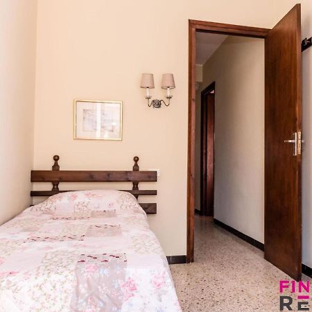 Апартаменты Casa Rita Сан-Фелиу-де-Гишольс Экстерьер фото